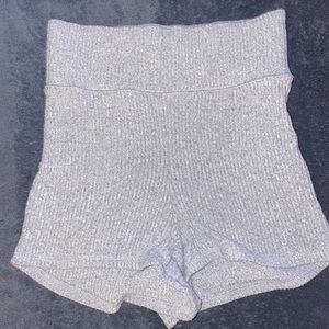Sold 💕💕Abercrombie knit shorts